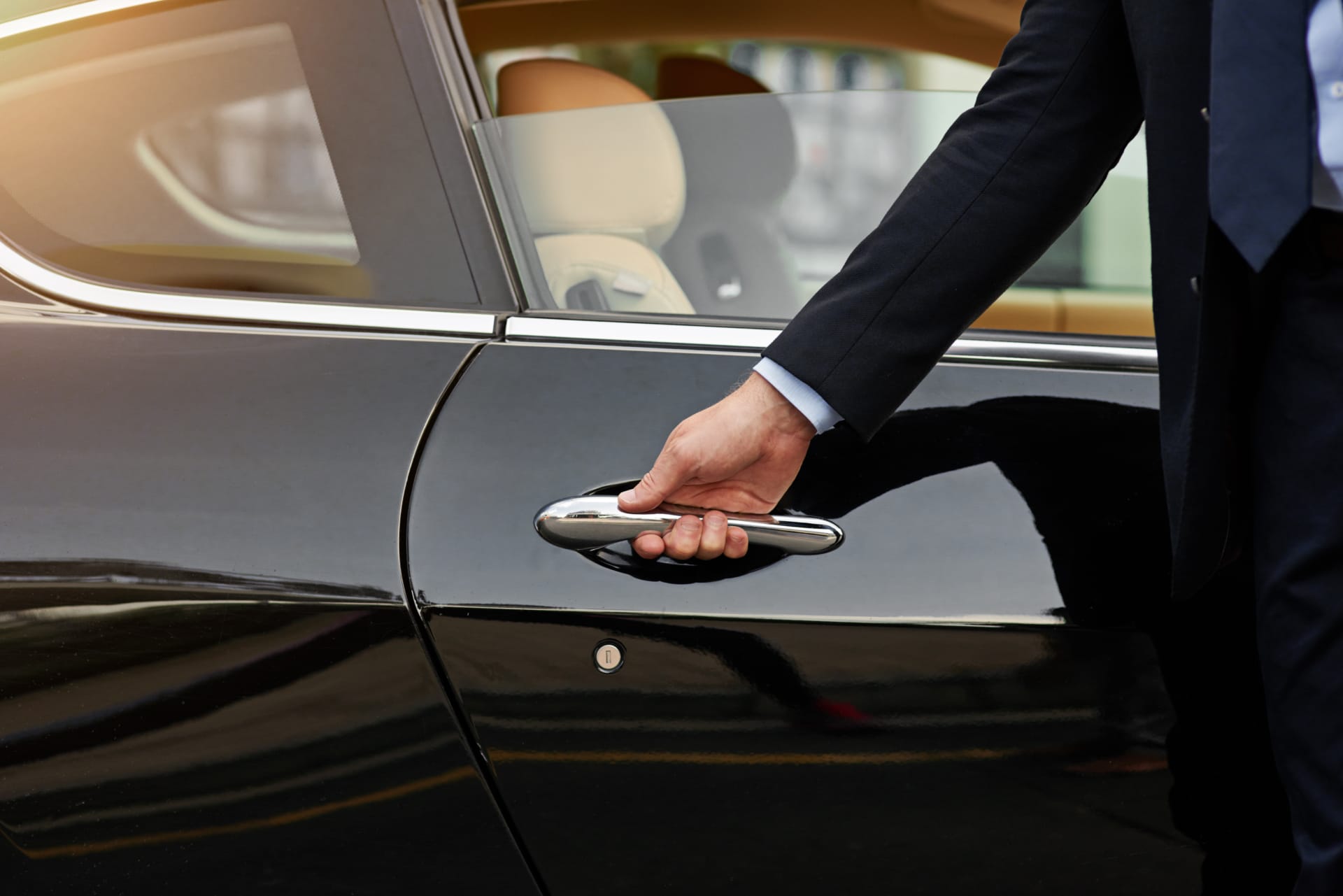 transport-chauffeur-evok-collection-rse