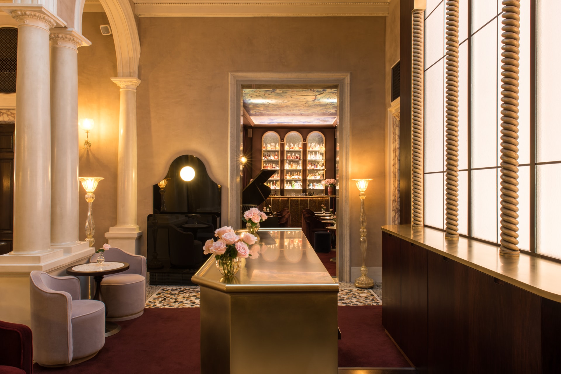 Nolinski-Venezia-Lobby-GuillaumedeLaubier